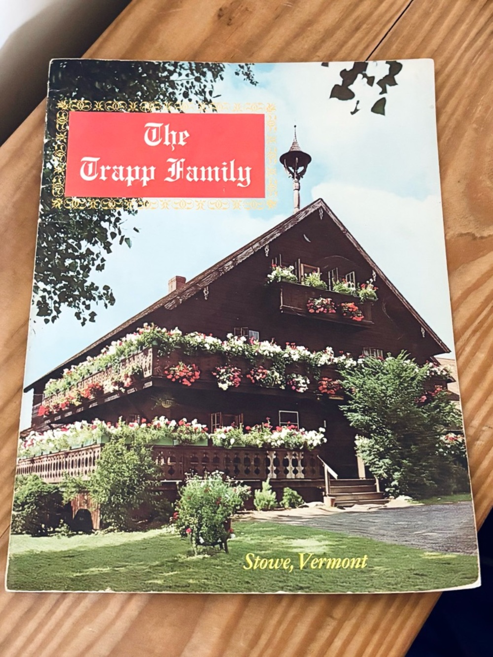 💥 VTG 70s The Trapp Family (Sound of Music) Lodge Stowe, VT Booklet